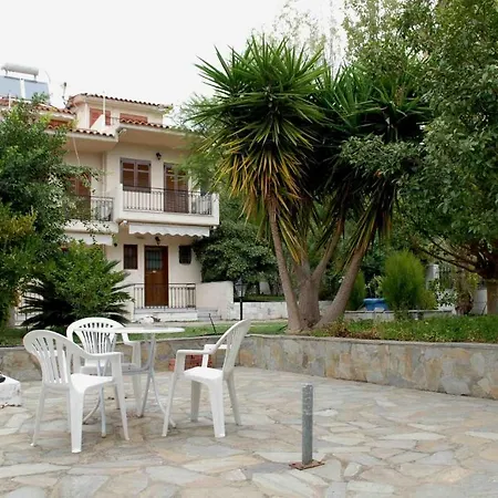 Stathopoulos Aparthotel *