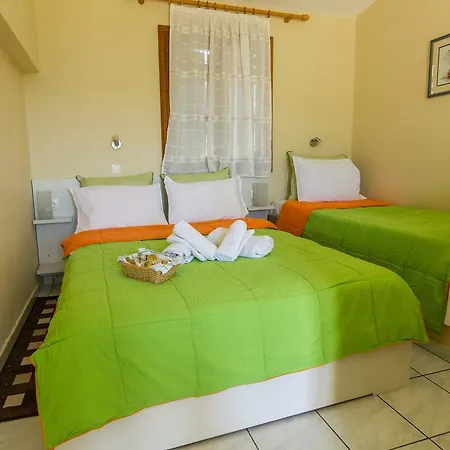 Stathopoulos 4* Sampatiki