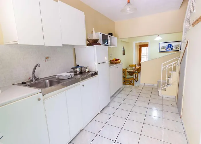 Stathopoulos アパートホテル サンパティキ