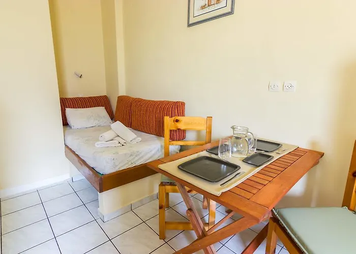 Stathopoulos アパートホテル 4*